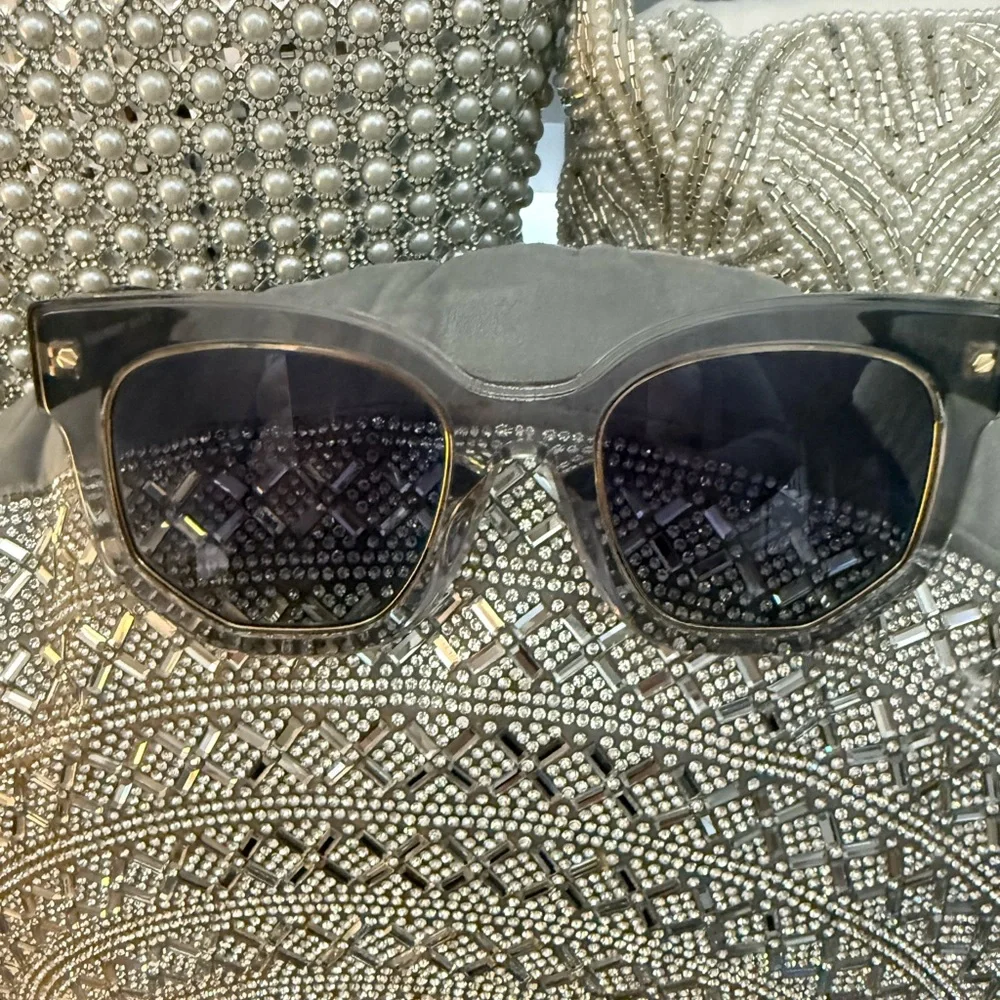 Burberry Grey Transparent Stylish Grey and Gold Sunglasses - Picture 5 of 9